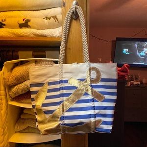 Sea Bags Maine tote with pocket and clasp